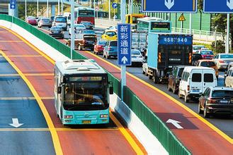合肥市第一批公交專(zhuān)用車(chē)道改造